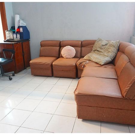 בנדונג Budi House & Food Station מראה חיצוני תמונה