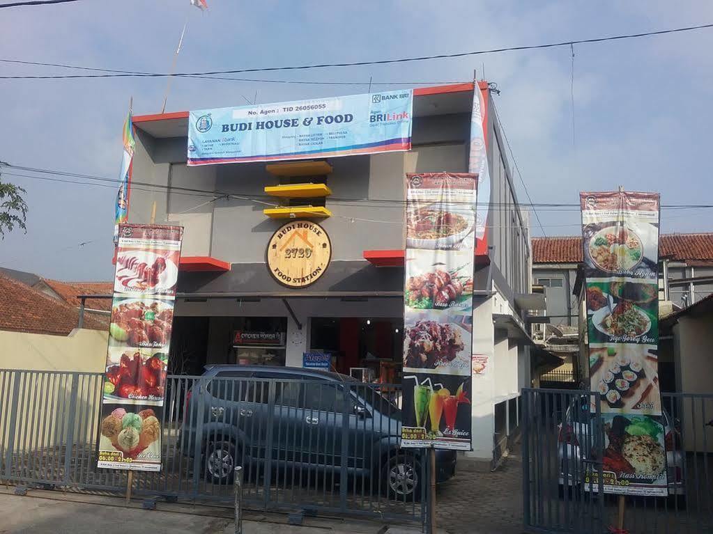 בנדונג Budi House & Food Station מראה חיצוני תמונה